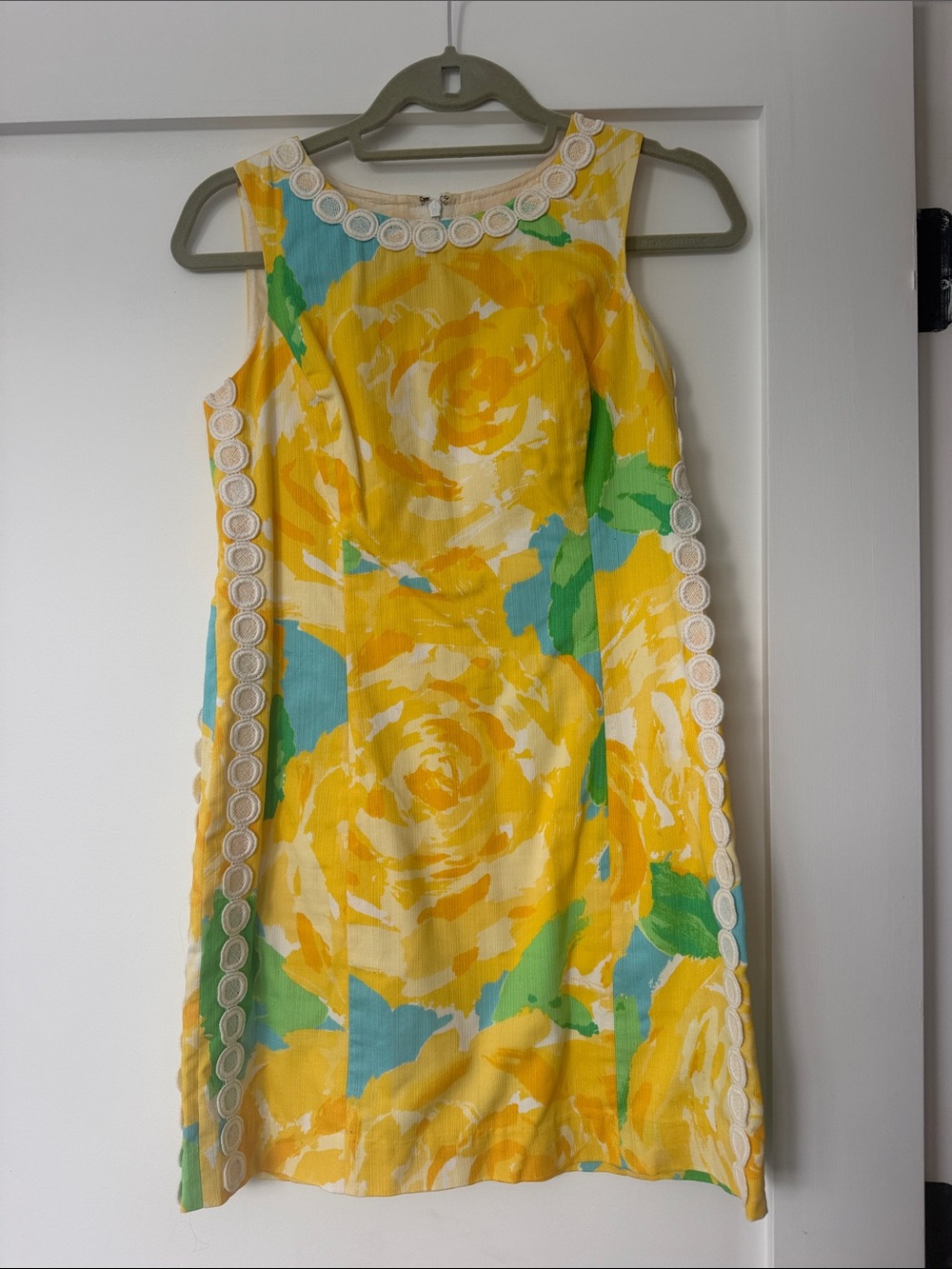 Women’s Yellow Floral Lily Pulitzer Shift Dress